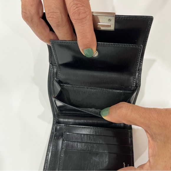 Salvatore Ferragamo Black Wallet Ganchini Black - Picture 6 of 8